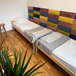 Nest