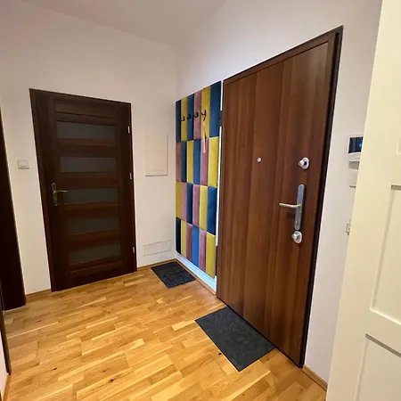 Nest Apartment Warschau